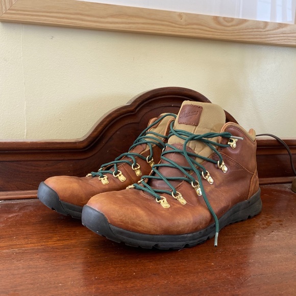 danner mountain 503 hiking boot